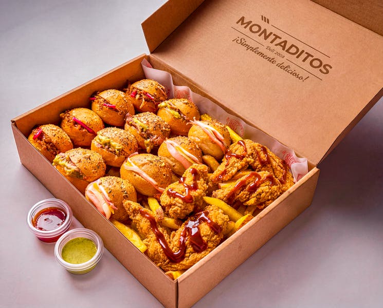 Wing Snob tenders and wings duo combo meal