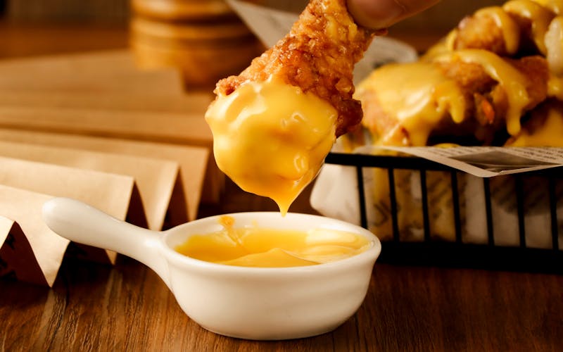 Wing Snob family feast combo large order
